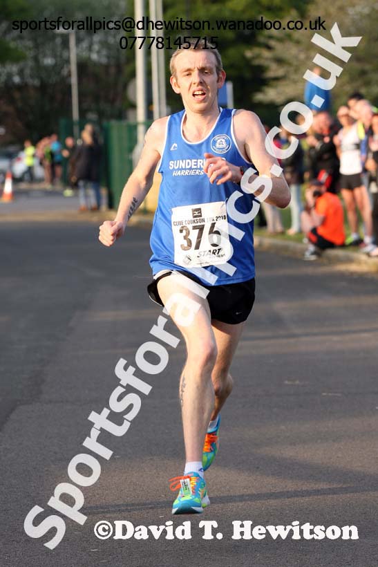 Clive Cookson 10k Road Race, Whitley Bay. Photo: David T. Hewitson/Sports for All Pics